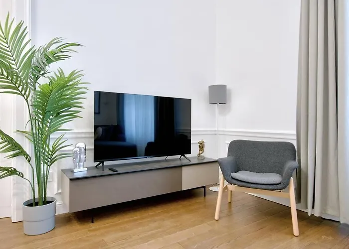 Premium By Hi5- Roekk Szilard 3 Bedroom Appartement
