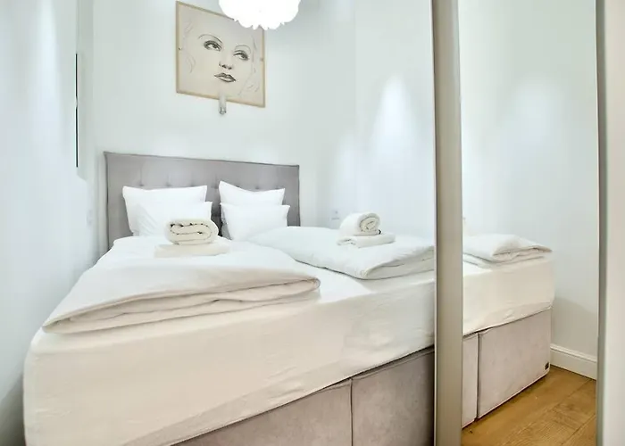 Premium By Hi5- Roekk Szilard 3 Bedroom Appartement Boedapest